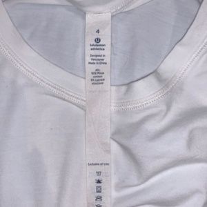 Lululemon White T-shirt size 4